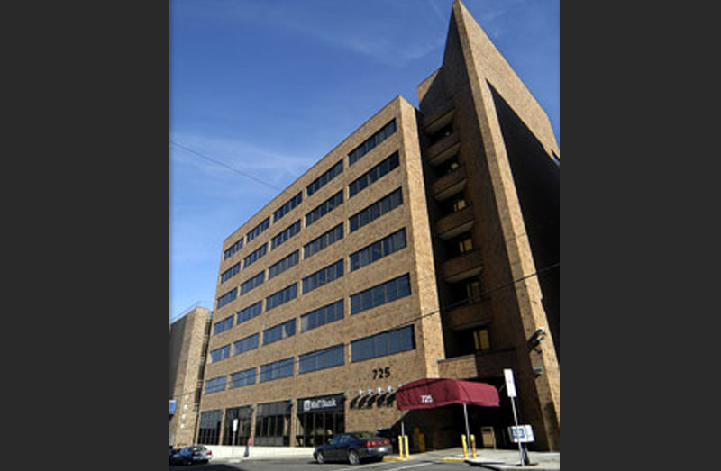 Crouse Irving Memorial Physicians Office Building